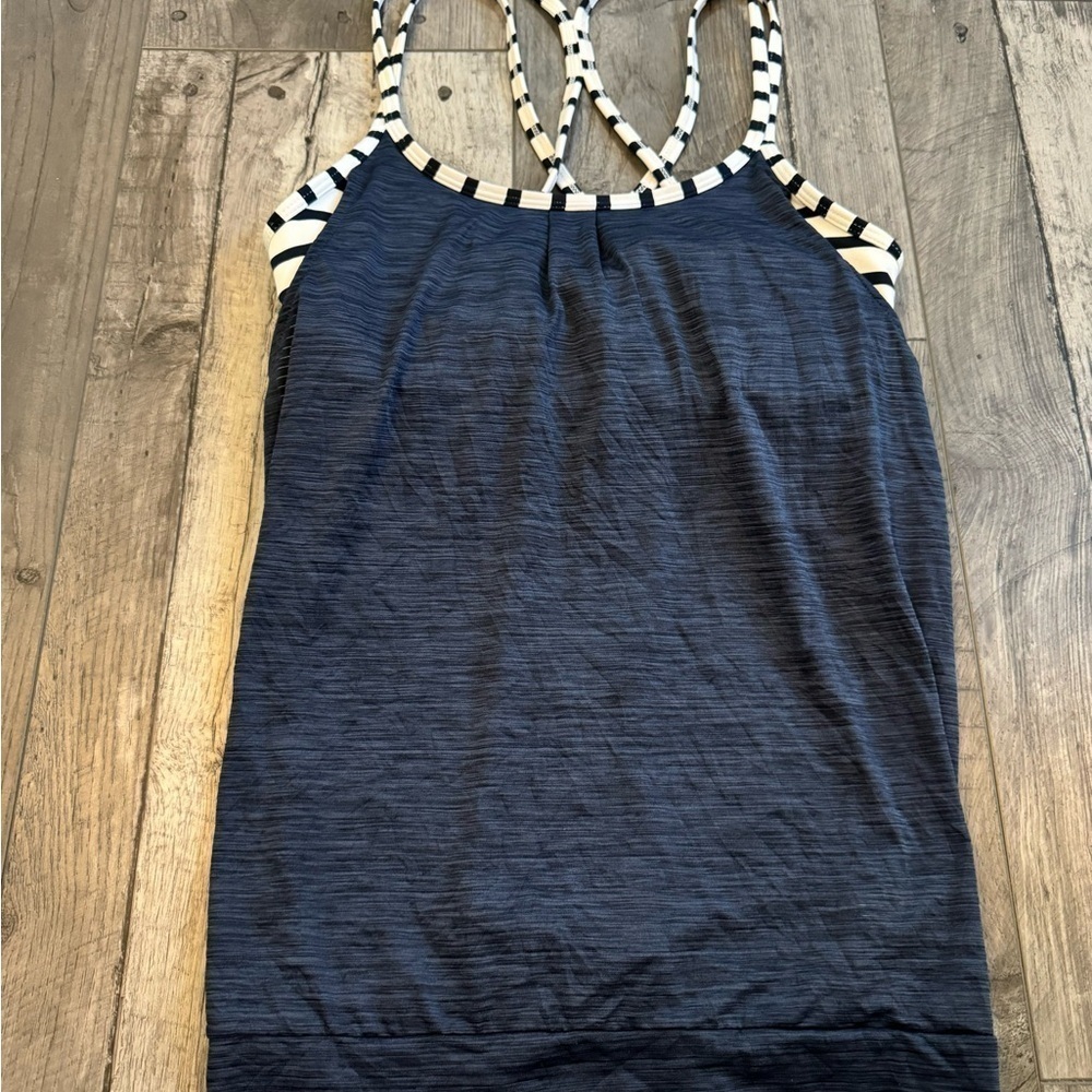 Athleta Navy Blue & White Hyper Stripe Energize Athletic Tank Top Small - Picture 2 of 9